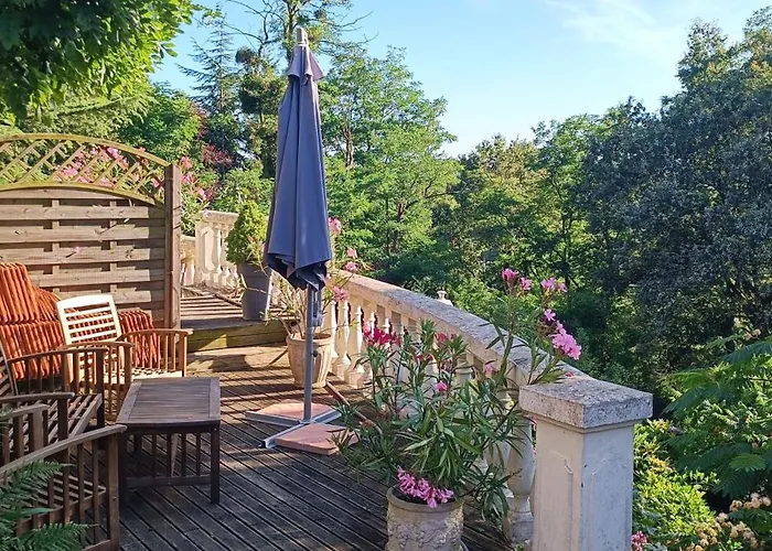 De Charme Atypique Vue Panoramique Nyaraló Montrevault