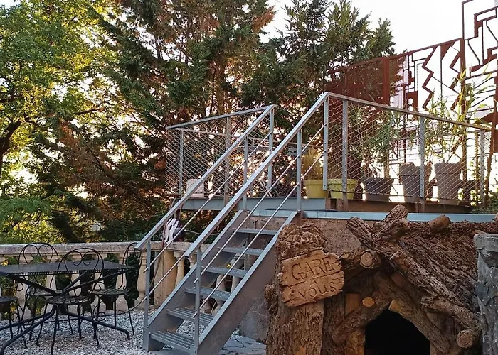 De Charme Atypique Vue Panoramique Nyaraló *